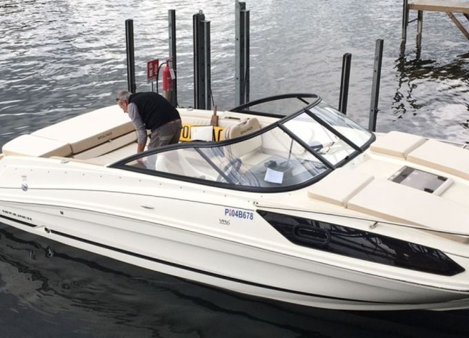 Bayliner 2855 Cuddy