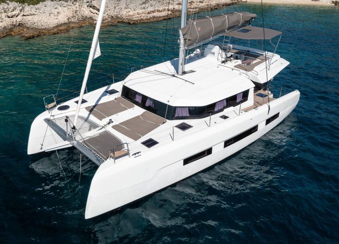 Dufour Catamarans 48 Sail