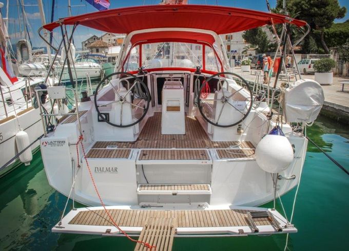 Bénéteau Oceanis 35
