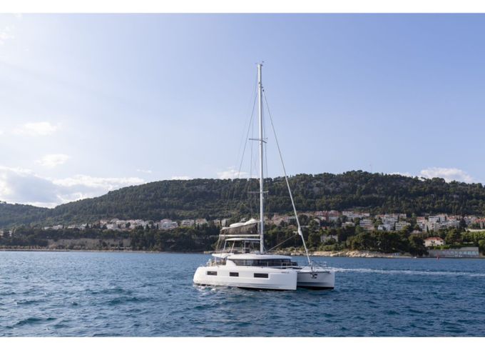 Lagoon 46