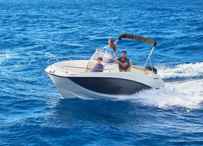 Quicksilver Activ 555 Open