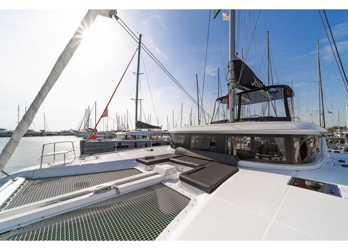 Lagoon 46