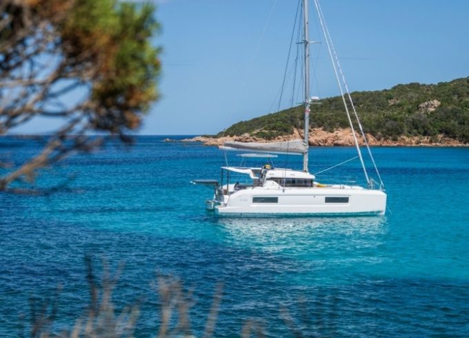 Lagoon 38