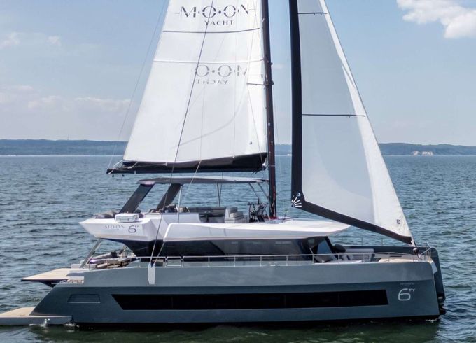 Moon Yacht Tryst