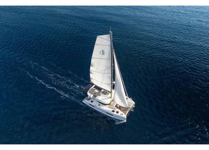 Lagoon 38