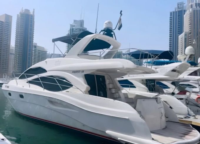 Majesty Yachts 50