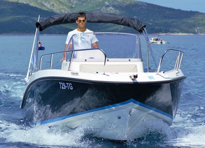 Quicksilver 675 Activ Open