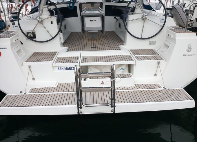 Bénéteau Oceanis 48