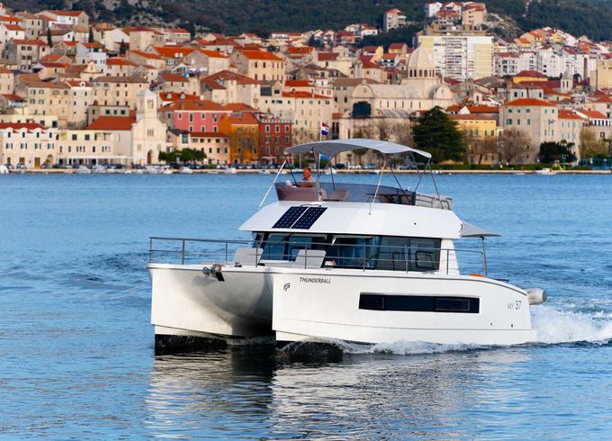 Fountaine Pajot MY 37