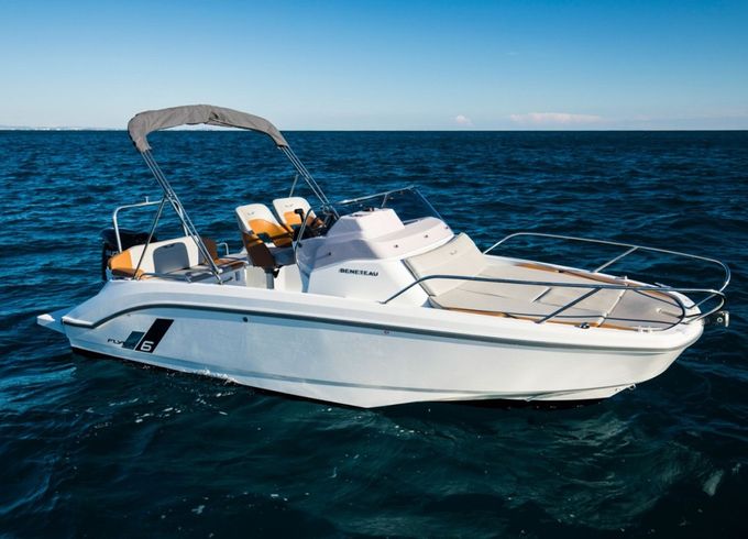 Bénéteau Flyer 6.6 SUNdeck