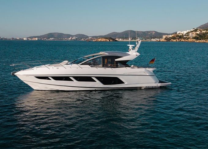 Sunseeker Predator 57