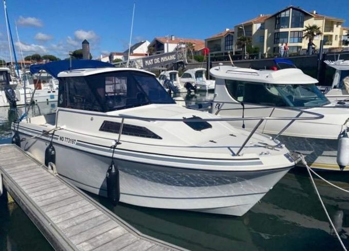 Bénéteau Antares 640
