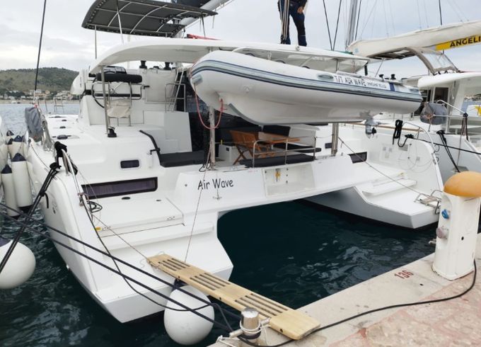 Lagoon 42