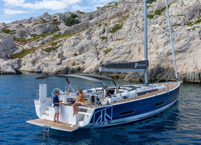 Dufour 530