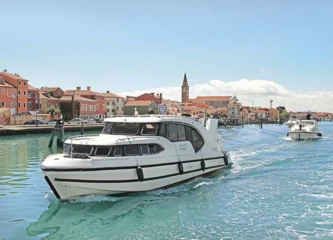 Houseboat Holidays Italia Minuetto 6+