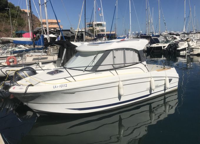 Bénéteau Antares 680 HB