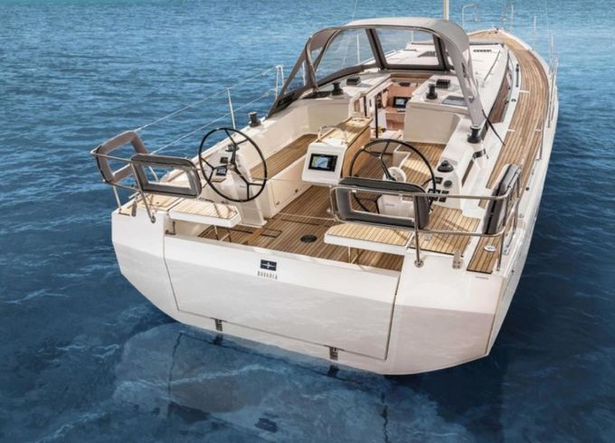 Bavaria C38