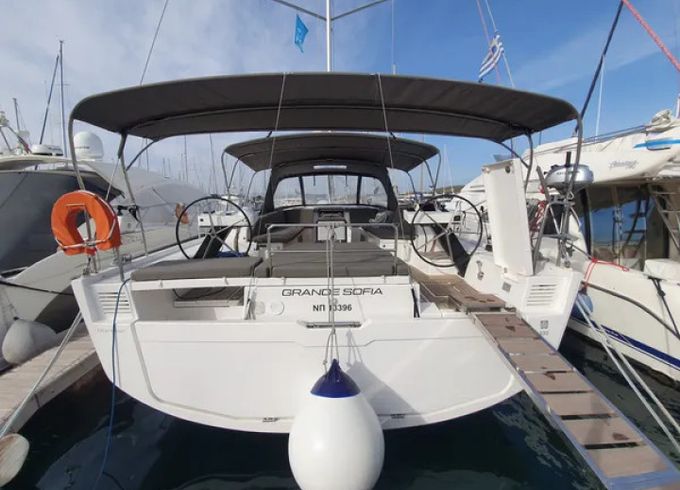 Dufour 530