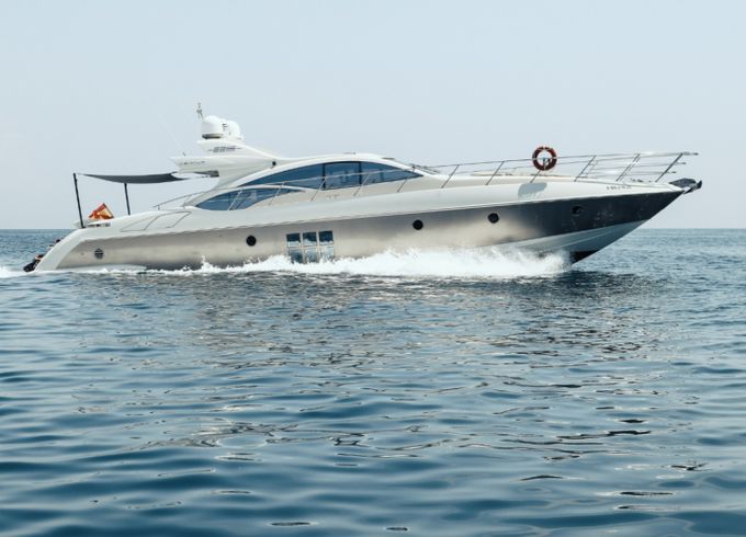 Azimut 68 S