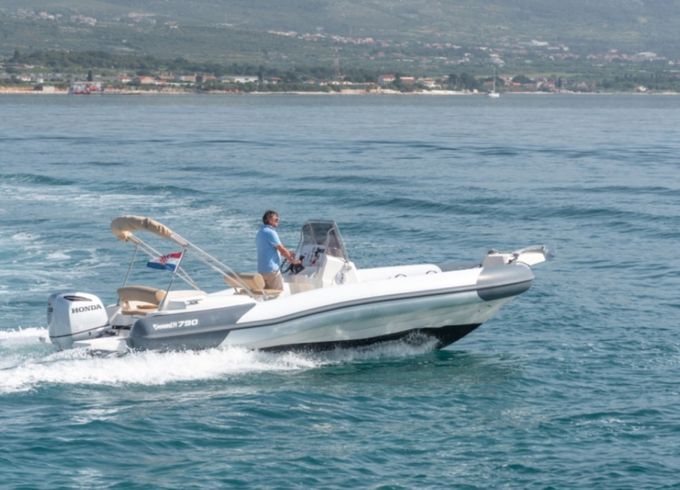 Marlin Boat 790 Pro Dynamic