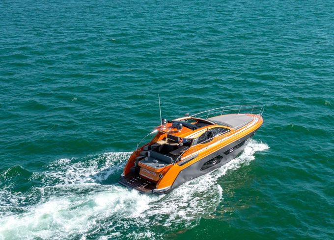Azimut Atlantis 48
