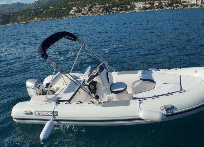 Maestral 490