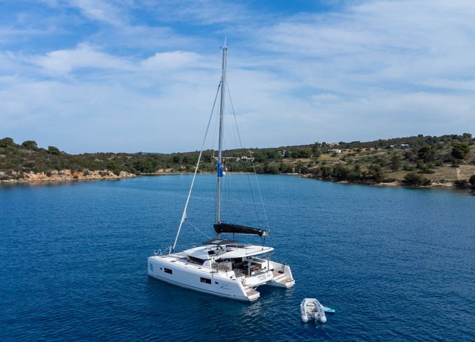 Lagoon 42