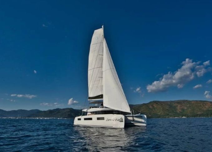 Lagoon 50