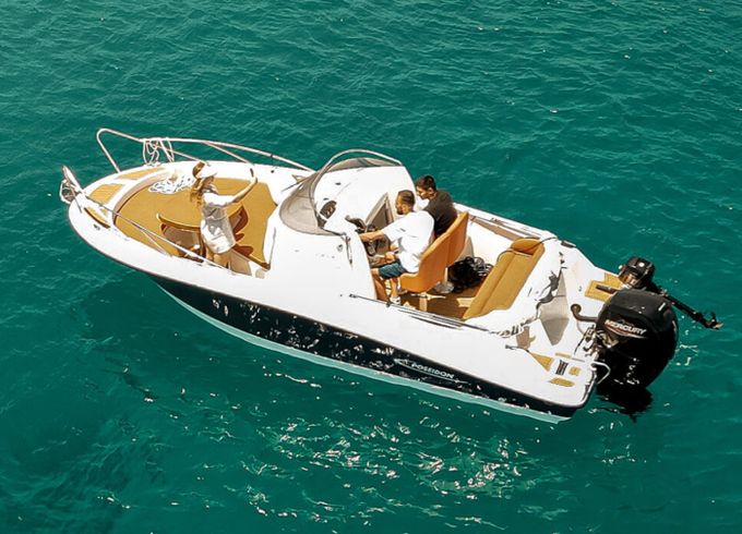 Poseidon Blu Water 640