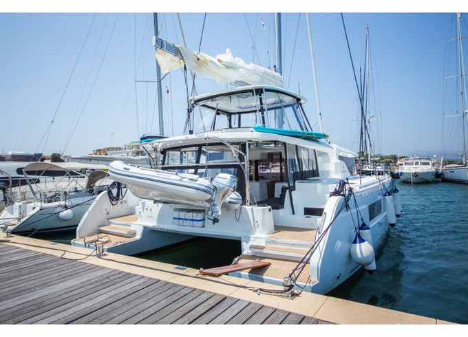 Lagoon 46