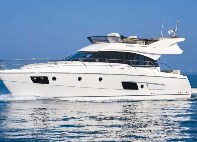 Bavaria Virtess 420 Fly