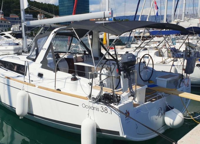Bénéteau Oceanis 38.1