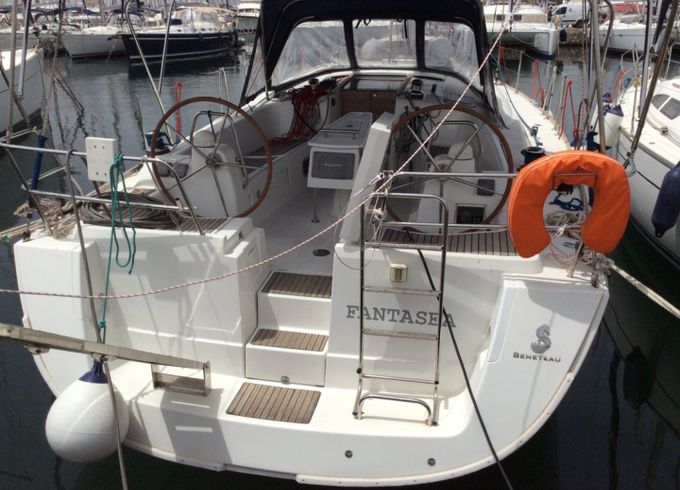 Bénéteau Oceanis 43
