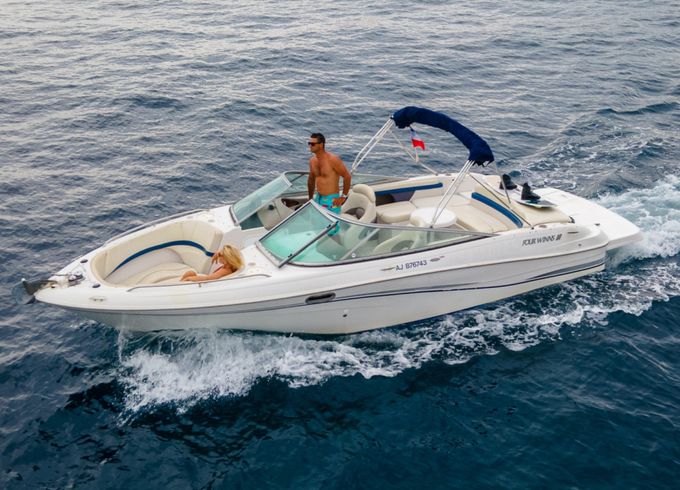 Four Winns Horizon 240