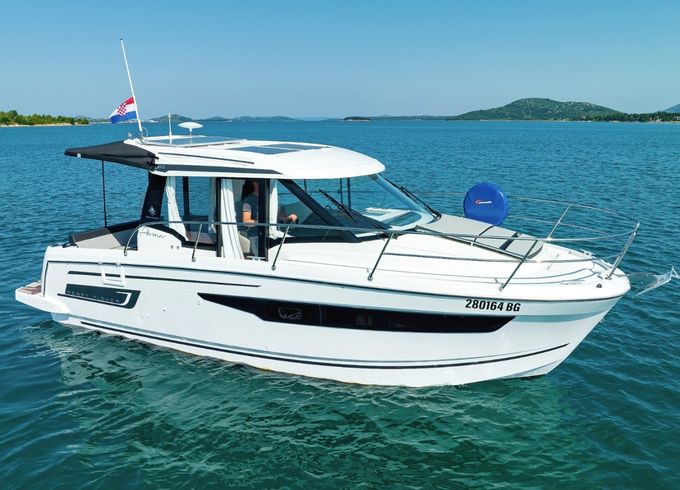 Jeanneau Merry Fisher 895