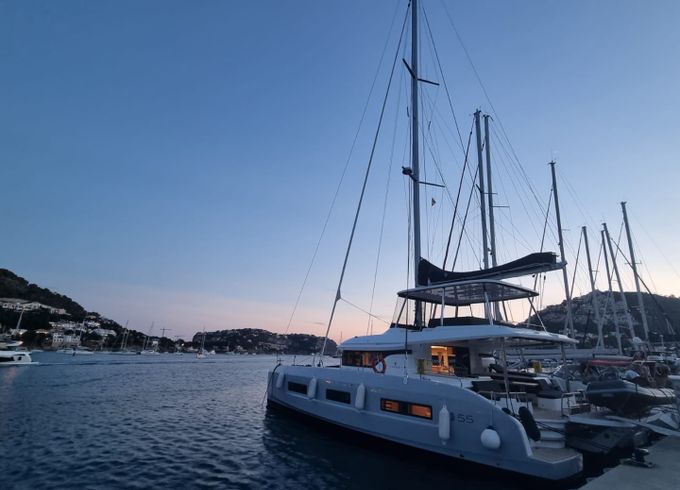 Lagoon 55