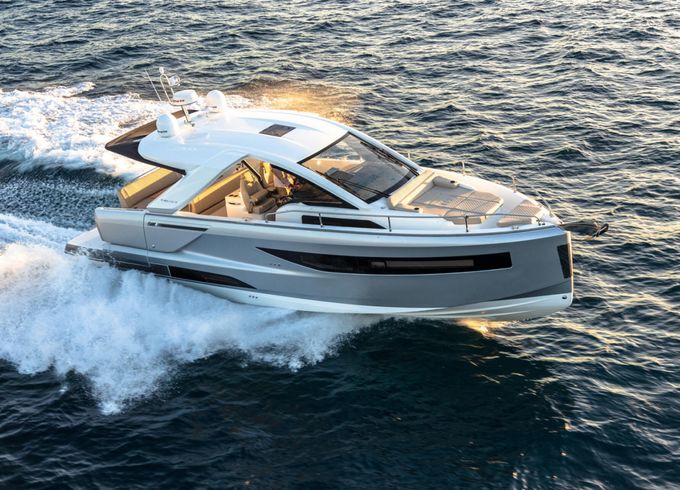 Jeanneau DB 37