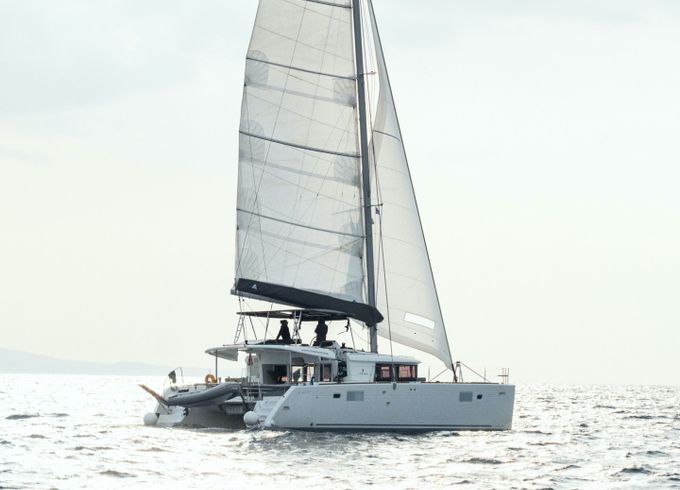 Lagoon 450 F