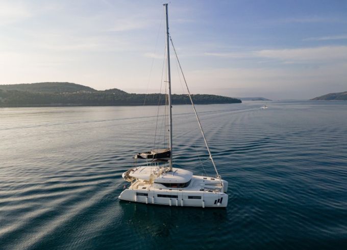 Lagoon 50