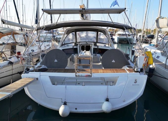Bénéteau Oceanis 48