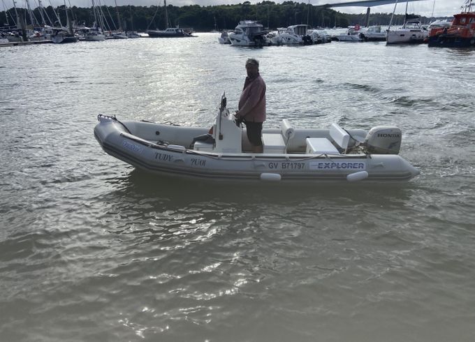 Zodiac 530 FB