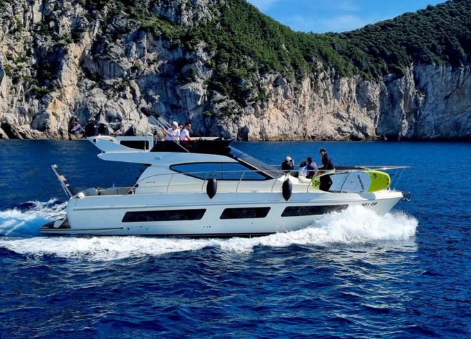 Ferretti 43 Fly