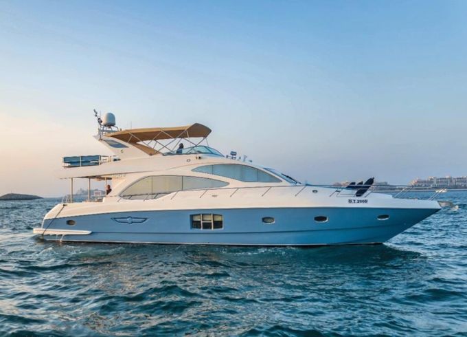 Majesty Yachts 63