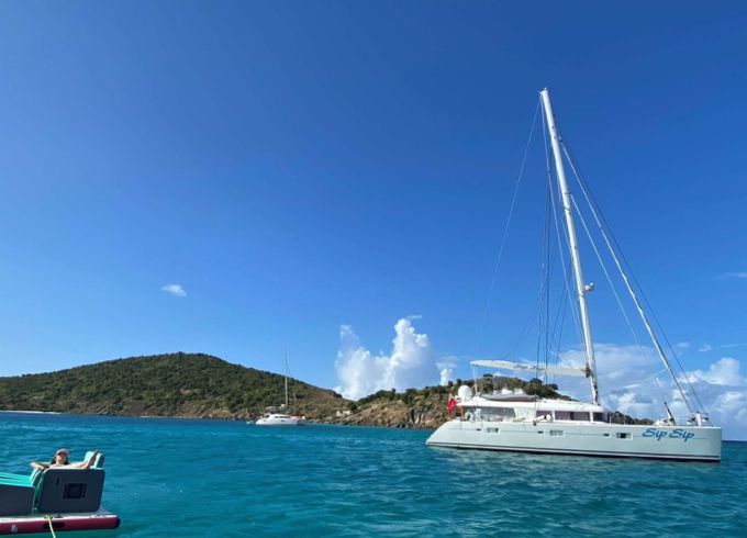 Lagoon 62