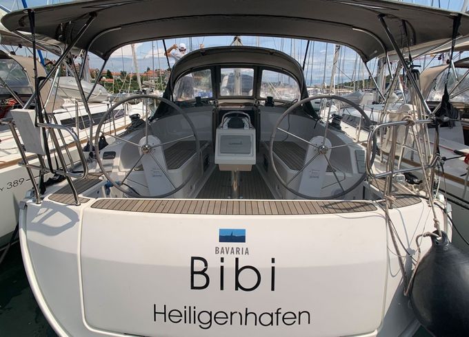 Bavaria Cruiser 37