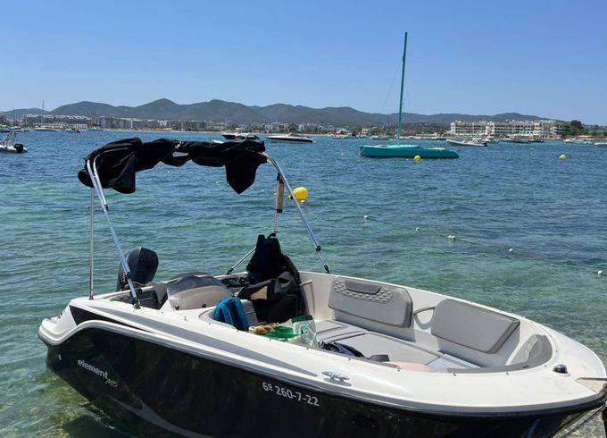 Bayliner 150 Element