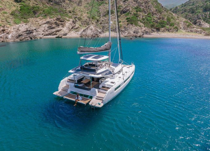 Lagoon 51