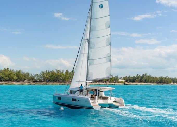 Lagoon 42