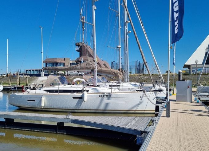 Jeanneau Sun Odyssey 379