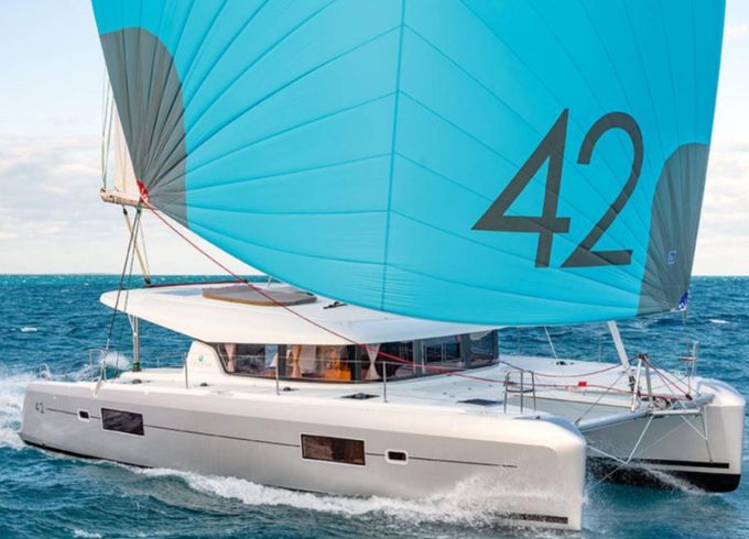 Lagoon 42